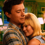 Aquí (Here, 2024) | Robert Zemeckis Y Tom Hanks – Crítica